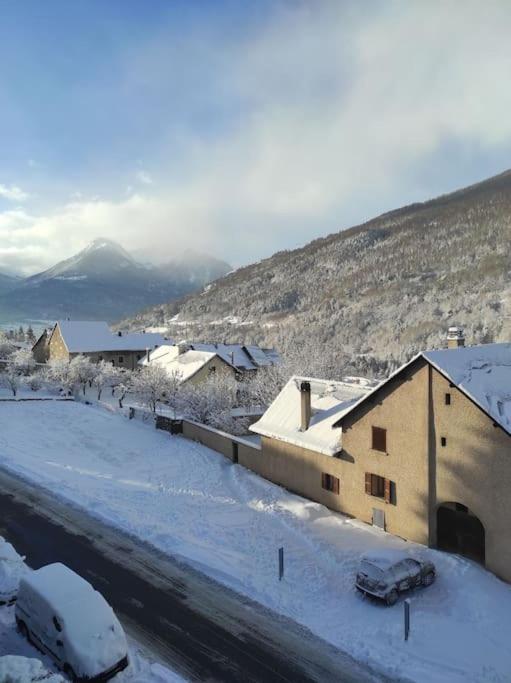 Appartement Vue Montagne, Cosy Et Chaleureux بريانسن المظهر الخارجي الصورة
